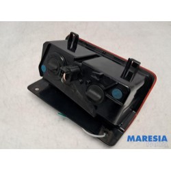Renault - Trafic - Reversing light, left