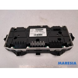 Renault - Trafic - Instrument panel