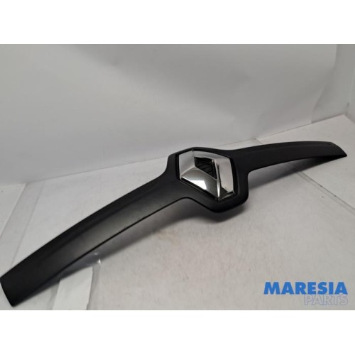 Renault - Trafic - Grille