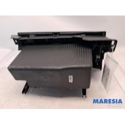 Renault - Trafic - Glovebox