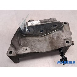 Fiat - Doblo - Engine mount