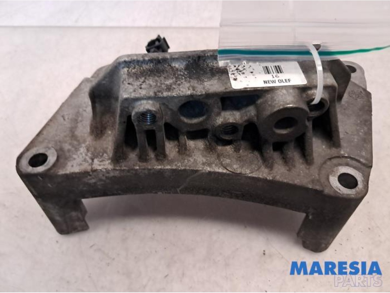 Fiat - Doblo - Engine mount