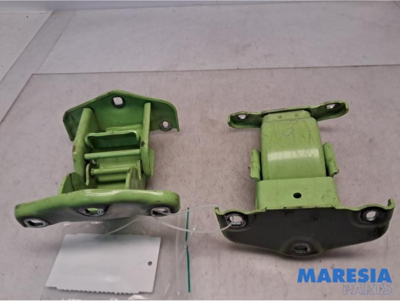 Renault - Trafic - Set of hinges