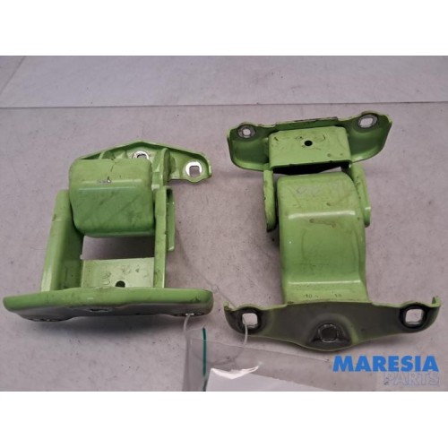 Renault - Trafic - Set of hinges
