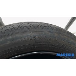 Alfa Romeo - Giulietta - Krikset + reservewiel