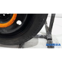 Alfa Romeo - Giulietta - Krikset + reservewiel