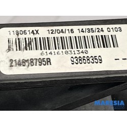 Renault - Trafic - Fan motor