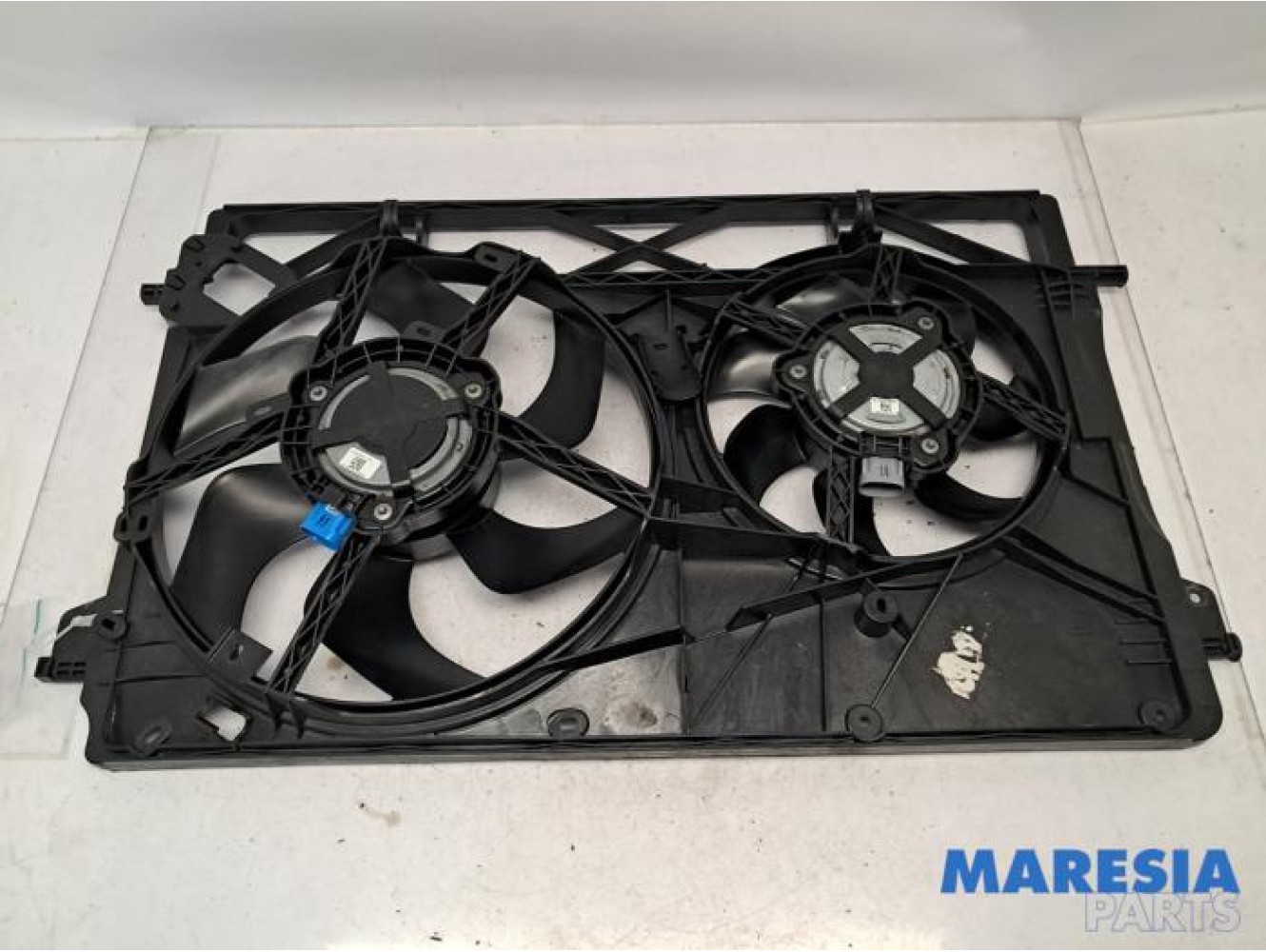 Renault - Trafic - Fan motor