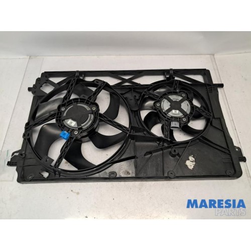 Renault - Trafic - Fan motor