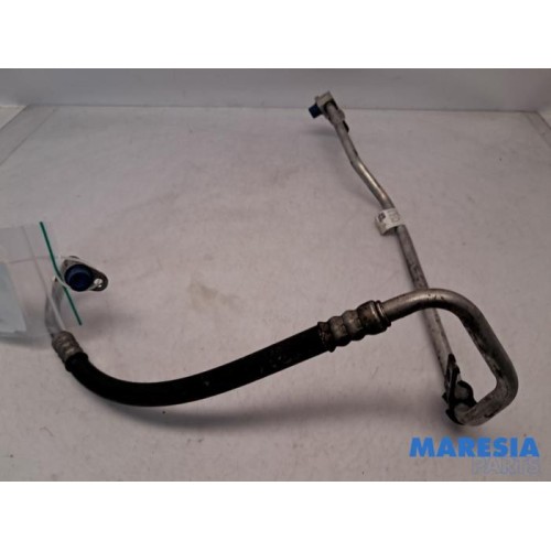 Renault - Trafic - Air conditioning line