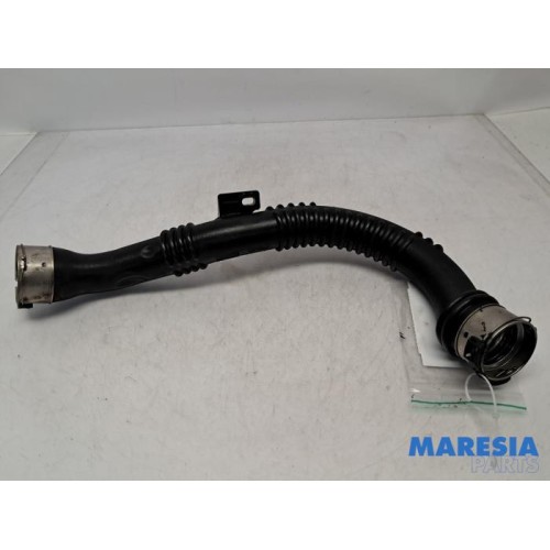 Renault - Trafic - Intercooler Buis