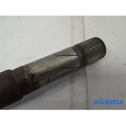 Renault - Trafic - Front drive shaft, right