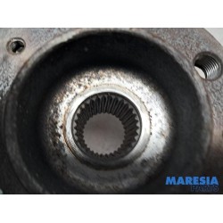Renault - Trafic - Knuckle, front left