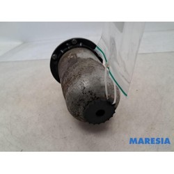 Renault - Trafic - Boîtier de filtre carburant
