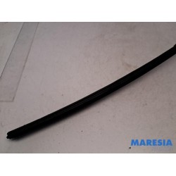 Renault - Trafic - Frontscreen frame