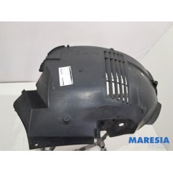 Renault - Trafic - Wheel arch liner