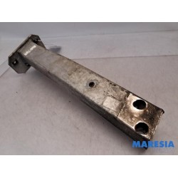 Alfa Romeo - Giulietta - Front part support