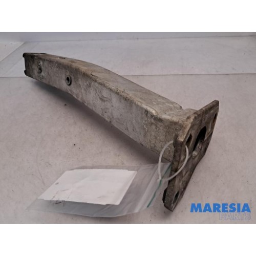 Alfa Romeo - Giulietta - Front part support