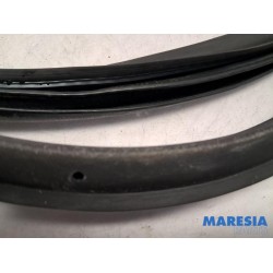 Alfa Romeo - Giulietta - Rear door seal 4-door, right