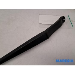 Alfa Romeo - Giulietta - Front wiper arm