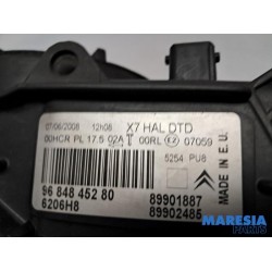 Citroen - C5 - Phare droit