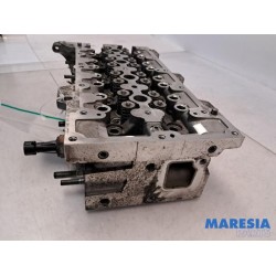 Fiat - Punto Grande - Cylinder head