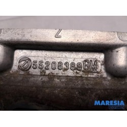 Fiat - Punto Grande - Cylinder head