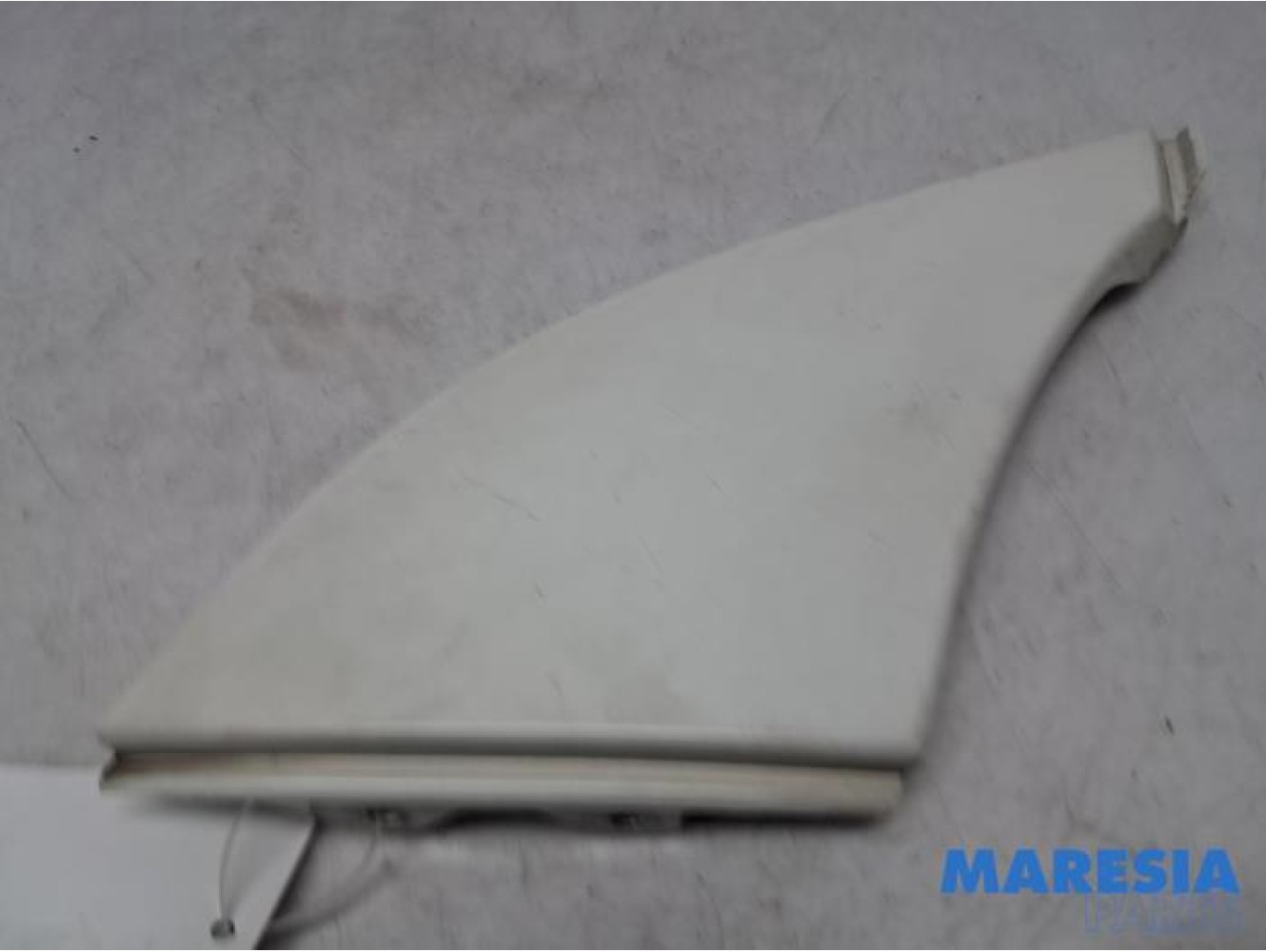 Fiat - Ducato - Bord phare droit