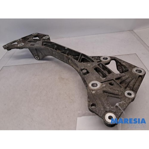Alfa Romeo - Giulietta - Rear support beam