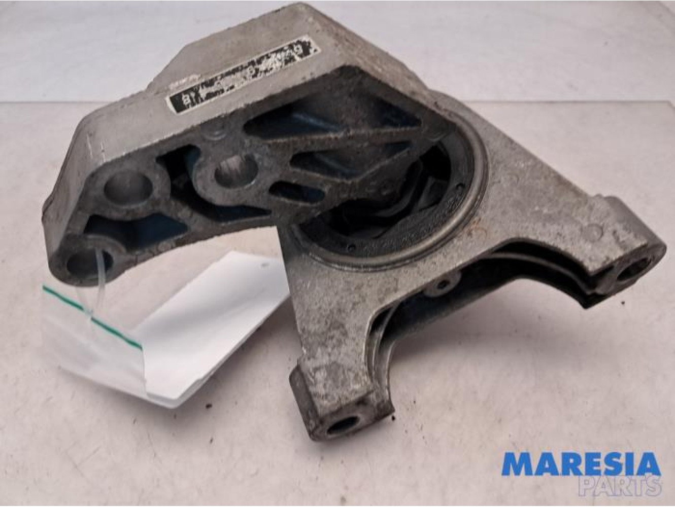 Alfa Romeo - Giulietta - Engine mount
