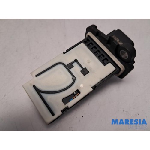 Renault - Trafic - Air mass meter