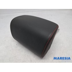 Alfa Romeo - Giulietta - Headrest