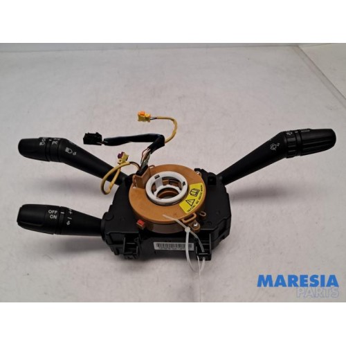 Alfa Romeo - Giulietta - Steering column stalk