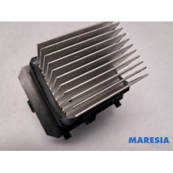 Renault - Trafic - Heater resistor