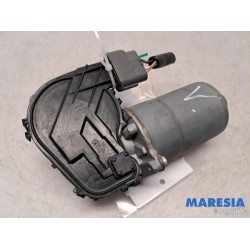 Renault - Trafic - Front wiper motor