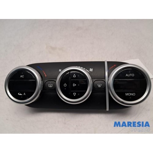 Alfa Romeo - Giulietta - Panneau de commandes chauffage