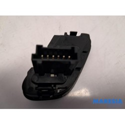 Alfa Romeo - Giulietta - AIH headlight switch