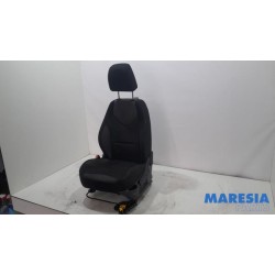 Peugeot - 308 - Stoel links