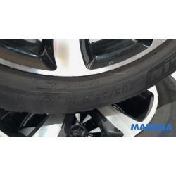 Citroen - C3 - Velgen set + banden