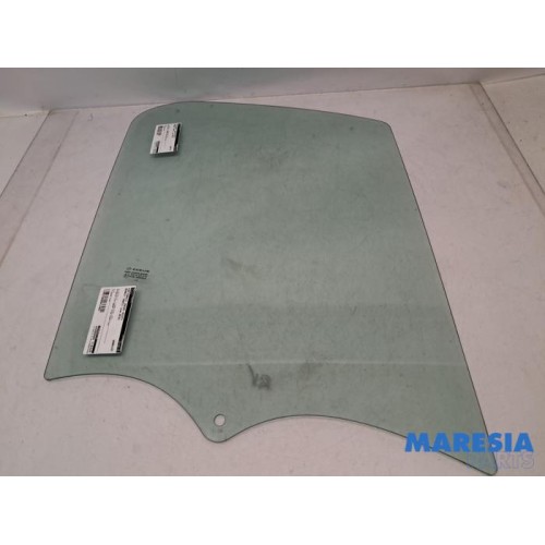 Renault - Trafic - Door window 2-door, right