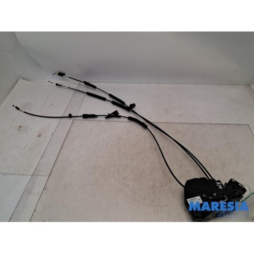 Renault - Trafic - Sliding door lock mechanism, right