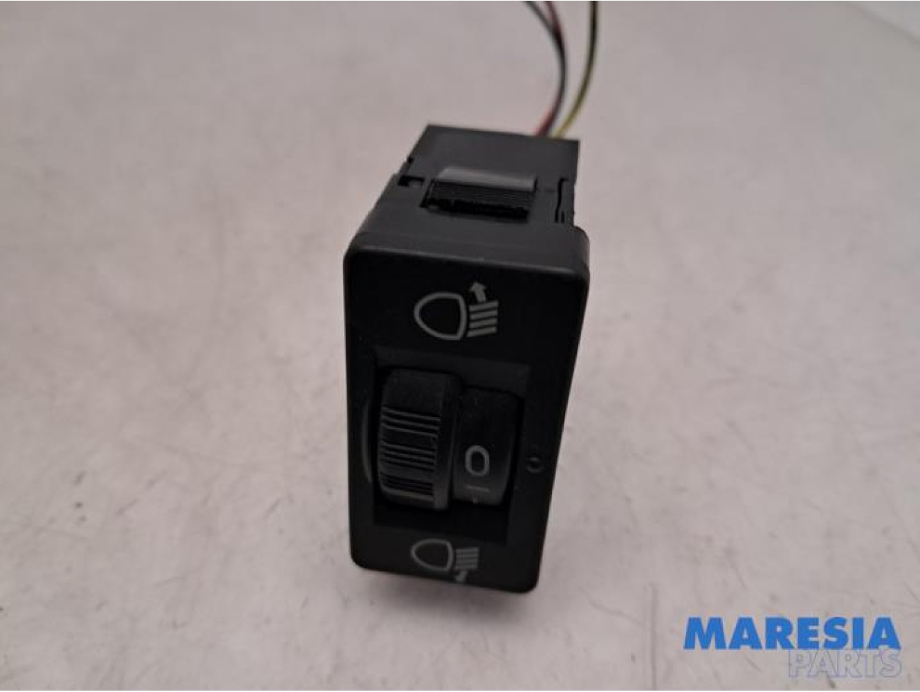 Citroen - DS3 - AIH headlight switch