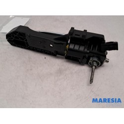 Alfa Romeo - Giulietta - Door handle 4-door, front left