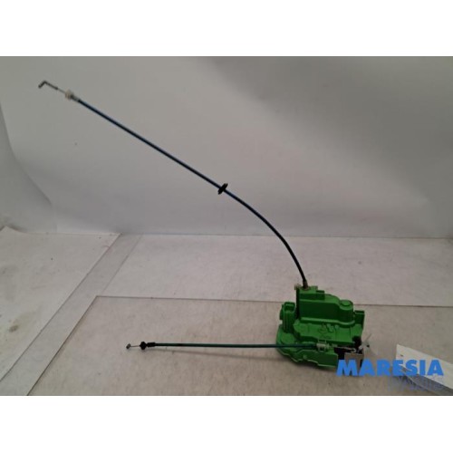 Alfa Romeo - Giulietta - Rear door mechanism 4-door, right