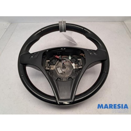 Alfa Romeo - Giulietta - Steering wheel