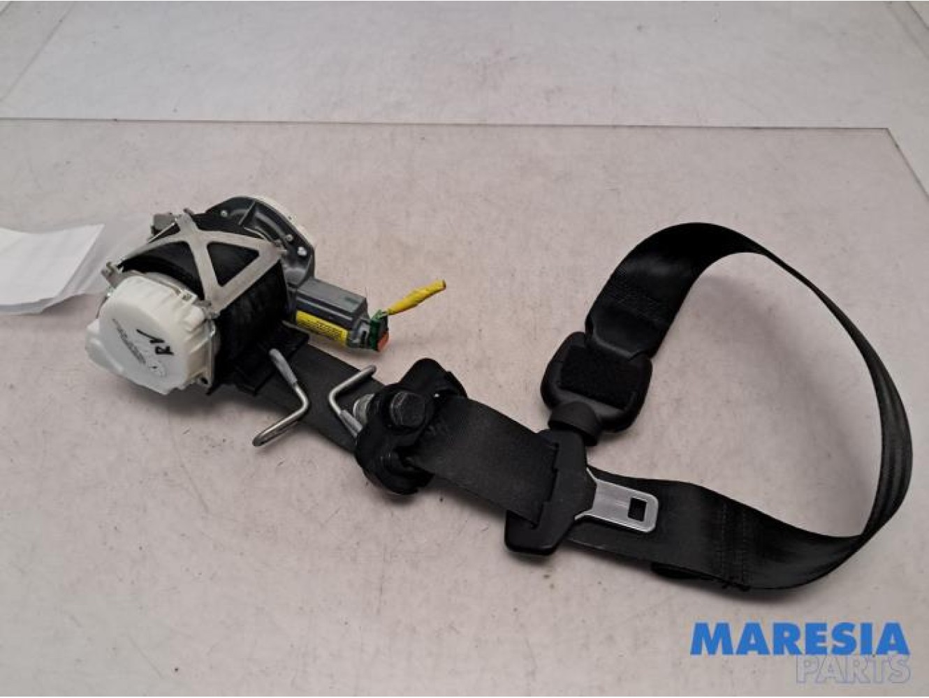Alfa Romeo - Giulietta - Front seatbelt, right