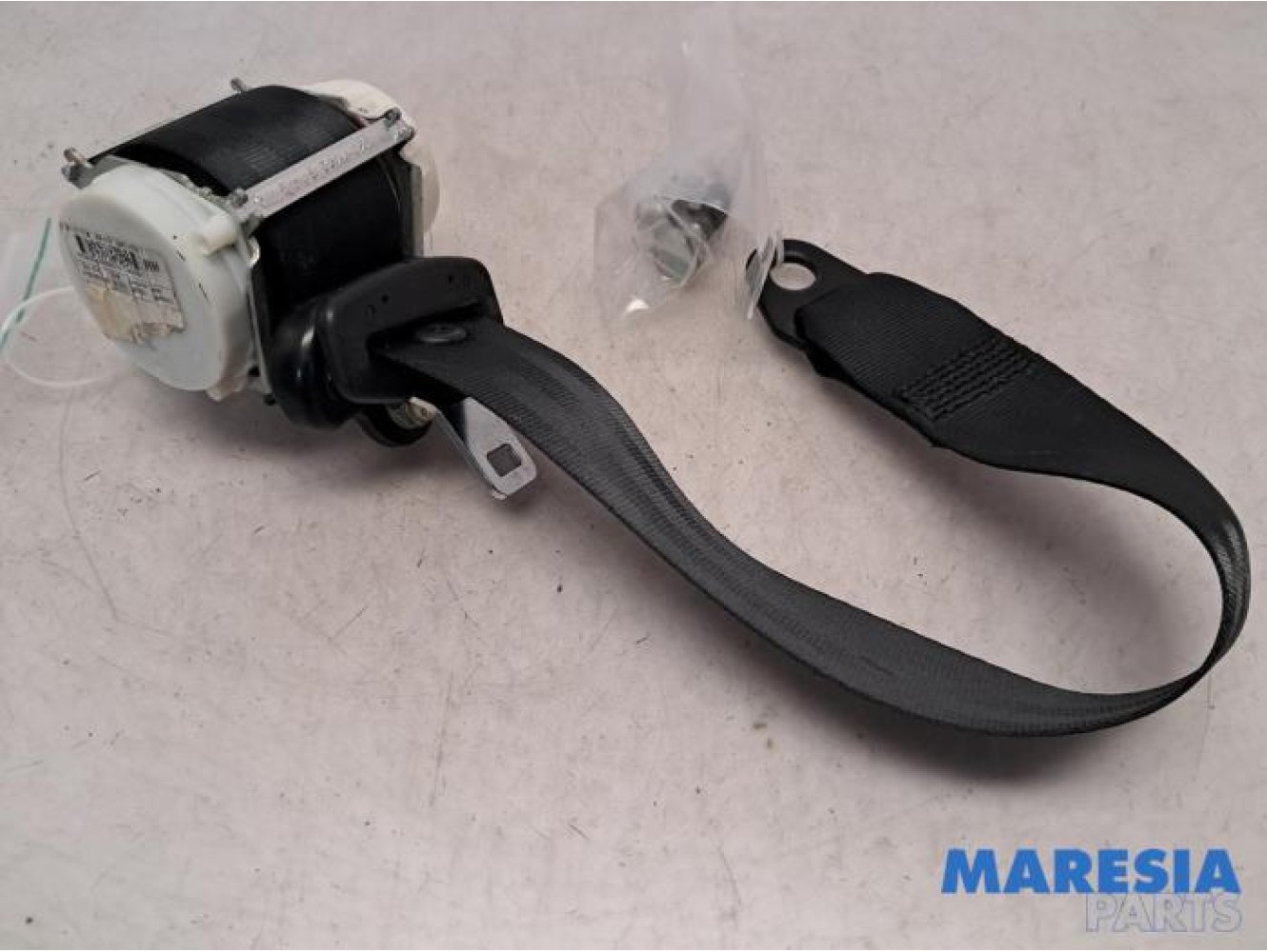 Alfa Romeo - Giulietta - Rear seatbelt, right