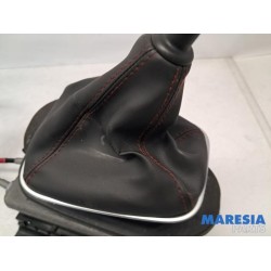 Alfa Romeo - Giulietta - Gear stick