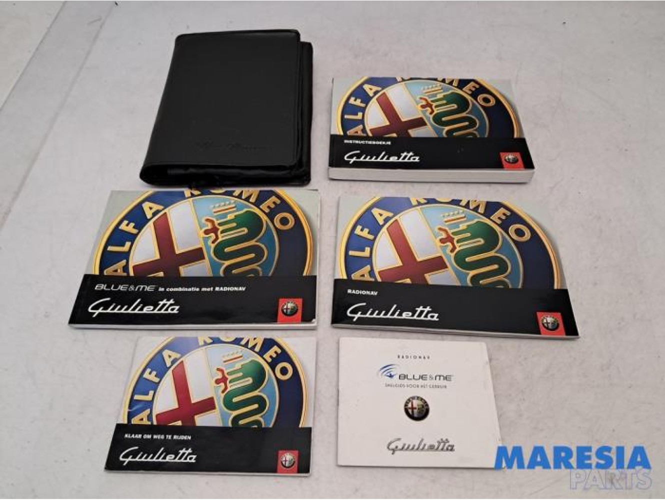 Alfa Romeo - Giulietta - Instruction Booklet