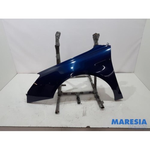 Citroen - C5 - Front wing, left